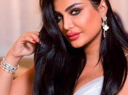 محنة امل العوضي, امل العوضي من مسلسل نهاية حلم 1, شوفوا امل العوضي وش قالت, امل العوضي ل م ي العيدان س اعتزل اذا تزوجت, امل العوضي عبايات للعيد واخر اطلالاتها. ØµÙˆØ± Ø£Ù…Ù„ Ø§Ù„Ø¹ÙˆØ¶ÙŠ ØªØ±ØªØ¯ÙŠ ÙØ³ØªØ§Ù† Ø²ÙØ§Ù Ù…Ø§ Ø§Ù„Ù‚ØµØ©