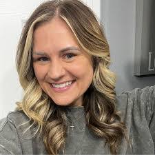 Jackie Bentley's Instagram, Twitter & Facebook