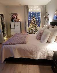 52 Warm And Romantic Bedroom Bed Decoration Ideas Bedroom Decor Room Inspiration Bedroom Bedroom Design