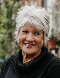 Tamera Phillips's Instagram, Twitter & Facebook