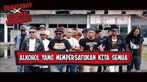 Kunci Gitar Alkohol Yang Mempersatukan Kita Semua Bravesboy X Begundal Lowokwaru Dan Lirik Lagu Cari Chord
