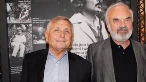 Praha 1931, 2010 smrt nedostal se na damu pedagogicka fakulta redaktor mlada fronta, vymyslel zalteho slavika. Zdenek Sverak O Konci Jiriho Menzela Byl Jsem Svedkem Jeho Utrpeni Extra Cz