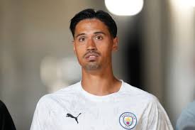 Tijjani Reijnders: เรียนรู้จาก Guardiola และตื่นเต้นกับ Premier League - Imagen principal del artículo