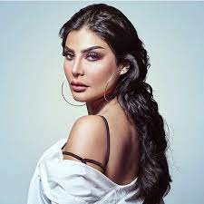 أمل العوضي beautiful arab women arab beauty arabian women