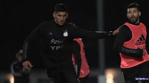Romero aún no está descartado, la expectativa pasa porque el jugador hace cierta parte del además de la posibilidad del regreso de cuti romero, el lateral izquierdo no tiene un nombre. A Change And A Doubt In The Argentina Selection Vs Uruguay Archysport