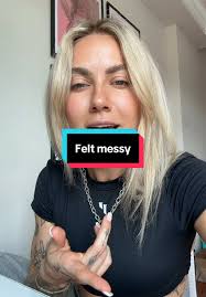 Hannah Schmitz Well Ess