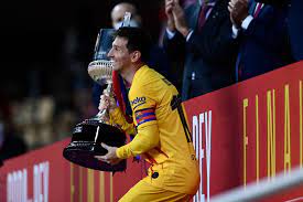 بينما على الجانب الاخر في مواجهة اليوم يدخل فريق خيتافي القادم الموعد : Ù…ÙŠØ³ÙŠ Ù‚Ø§Ø¦Ø¯ Ø¨Ø±Ø´Ù„ÙˆÙ†Ø© ÙŠØªØ³Ù„Ù… ÙƒØ£Ø³ Ù…Ù„Ùƒ Ø¥Ø³Ø¨Ø§Ù†ÙŠØ§ ÙÙ‰ Ù…Ù„Ø¹Ø¨ Ù„Ø§ ÙƒØ§Ø±ØªÙˆØ®Ø§ ØµÙˆØ± ÙˆØ§ØªØ³ ÙƒÙˆØ±Ø©