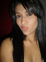 Dayana Castro's Instagram, Twitter & Facebook