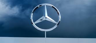 Die mercedes benz bank kreditkarten erlauben beide eine praktische teilzahlungsmöglichkeit. Margenziele Bleiben Daimler Erhoht Bei Mercedes Benz Die Elektroschlagzahl Daimler Aktie In Grun Nachricht Finanzen Net