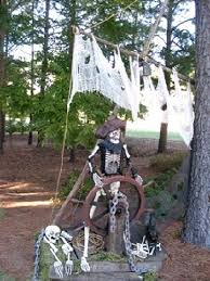 47 Easy Halloween Decorations To Make Right Now Halloween Camping Pirate Halloween Decorations Halloween Outdoor Decorations