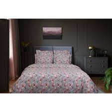 La forme bouteille ou cheminée possède un rabat à une de ses extrémités. Lacroix Parure De Lit Christian Lacroix En Satin De Coton Ignacio Housse Couette 240 X 220 Cm 2 Taies 65 X 65 Cm Bleu