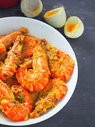Singapore Style Salted Egg Shrimp Recipe Salted Egg Shrimp Green Peas Recipes