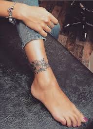 26 Beautiful Tattoo Designs You Ll Desperately Want Girl Leg Tattoos Foot Tattoo Leg Tattoos Women