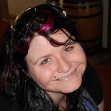 Megan Groves (megangroves2508)