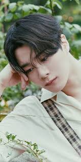 💜✨🤍Moon Bin ✨🤍💜 Nuestro Precioso y amado Niño 🤍💜🤍💜🤍💜🤍💜🤍 Por  Estos días tengo a este Precioso Angel en mi corazón Y tenía muchos anhelos  de hablar de él!! Para mí, igual que