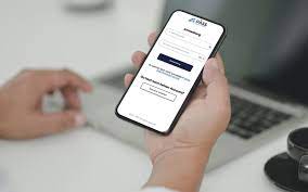 Ohne dass ihre persönlichen daten auf servern von versicherungen / unternehmen liegen und ausgewertet werden. Digitaler Impfpass Geht An Den Start Bayerische Telemedallianz