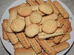 Am regasit in aceste fursecuri de cofetarie gustul fursecurilor din copilarie, pentru care cautam reteta de cand ma stiu 😉. Noiembrie 2019 Retete Culinare Preparatedevis Ro