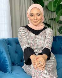 Diana rafar pictures and photos. Hamil Anak Ketiga Diana Rafar Akui Alah Pada Mekap