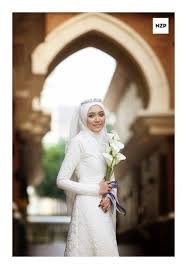 Tetap Cantik Dan Ramah Budget Dengan Simple Wedding Dress Insyaallah Bisa Gaun Pengantin Muslim Pengantin Pengantin Berhijab