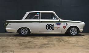 Image result for Cortina White 2017 A1