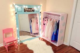 Dress up girls, couples, friends, brides, babysitters, characters from movies and tv shows and celebrities. 10 Ingenious Dress Up Storage Ideas Create Play Travel