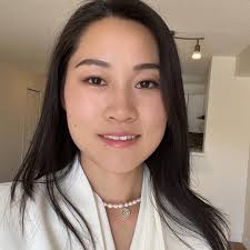 How to find a reliable roofer to check and change my roof?