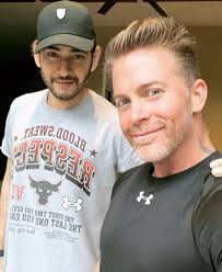 Lloyd Stevens (@lloydstevenspt)