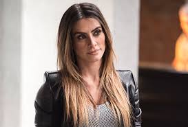 Cleo pires, de 38 anos, fez um desabafo sobre as transformações no corpo provocadas após ser diagnosticada com a síndrome hashimoto. Cleo Pires Telenovela Database Wikia Fandom