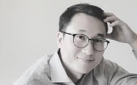 Kendra Farrow's Instagram, Twitter & Facebook