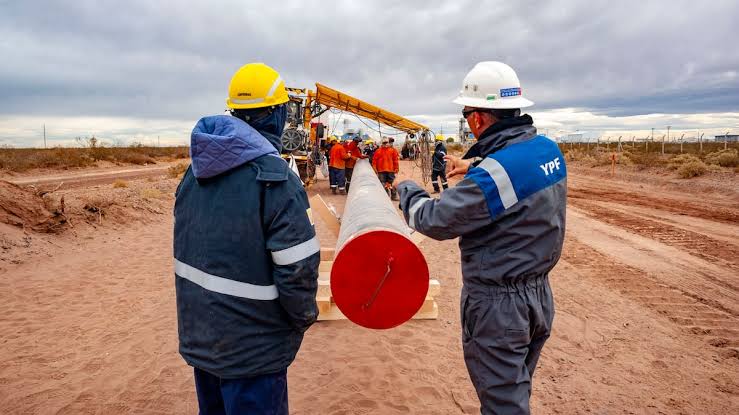 Por qué YPF y los petroleros eligieron a Río Negro en lugar de Buenos Aires  - LA NACION