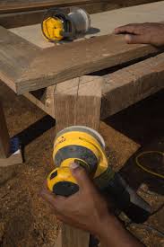 Always work from a plan and measure by securing the particle board or any other light wood to the top frame you could provide a base for the glass to cover. How To Build A Reclaimed Wood Dining Table How Tos Diy