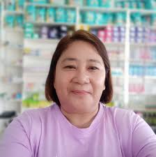 To our biggest fan and number 1 supporter- mom! Thank you for all your  love. What is a perfect gift for your loving mom? Join our mother's day  contest and be the