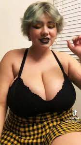 Tik Tok: Huge & Big tits!#92 - ePorner Video