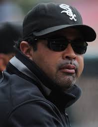 Twins, fans wait to celebrate