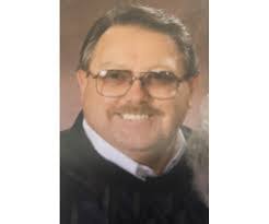 Tina Whitmire's Instagram, Twitter & Facebook