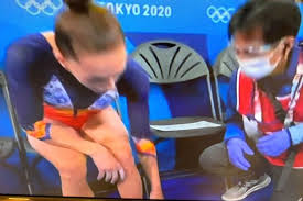 Larissa iordache 2012 olympic uneven bars aa. Larisa Iordache S A Accidentat La Aterizare Dar S A Calificat In Finala Jocurilor Olimpice Tokyo 2020 La BarnÄƒ Prima ReacÈ›ie E Normal Pentru Mine SÄƒ Concurez Cu Dureri Video