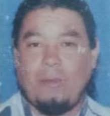 Muere hombre al chocar con un caballo