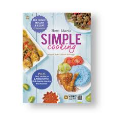 The spring roll wrappers are filled with chopped carrots cut into matchstick size, shredded cabbage, and sometimes mushrooms. Buku Simple Cooking 160 Resep Makanan Shopee Indonesia