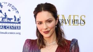 American Idol' alum Katharine McPhee in talks to star in 'Nanny'-style  Netflix sitcom: report