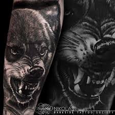 Resultado De Imagem Para Wolf Tattoo Realistic Wolf Tattoo Howling Wolf Tattoo Animal Tattoo