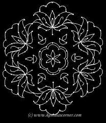 The kolam above is a common kolam with 9 to 5 dots pattern ( idukku pulli ). Kolangal 11 15 Dots Kolam Rangoli With Dots Big Rangoli Designs Rangoli Designs Flower