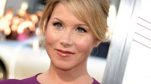 Actor christina applegate has revealed she has been diagnosed with a multiple sclerosis condition. Nhgkzczhh2t4om