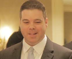 Jennifer Baynard's Instagram, Twitter & Facebook