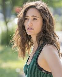 Appreciation post: Fiona Gallagher's best looks ❤️‍🔥 : r/shameless