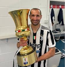 Learn all the details about chiellini (giorgio chiellini), a player in juventus for the 2020 season on as.com. Giorgio Chiellini On Twitter La Vecchia Signora Ha Vinto Ancora Ital14ncup