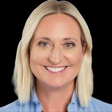 Amber Holmes (@amberholmes_realtor) • Instagram photos and videos