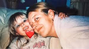 Happy heavenly birthday to the most amazing woman! You would've been 62  today Grandma if life wasn't so cruel! Love and miss you always 🤍🤍 Here's  the “Beverly” ring made in her