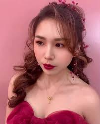 今日美人 💓 Janice Yau, 【在逃公主造型】, #闹厅造型 谢谢你的信任