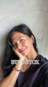 Cerita jujur : Pernah jadi alumni botox dan filler., Terakhir sekitar 2  tahun lalu. Sekarang kapok, gak mau lagi, tobat botox n filler. , Kenapa ?  Gak ahhh, pelan pelan