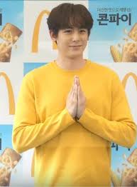 Born 6 june 1989) is a male chinese footballer. Nichkhun Wikipedia